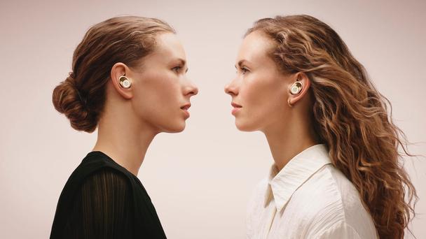 devialet-gemini-ii-opera-de-paris-women.jpg