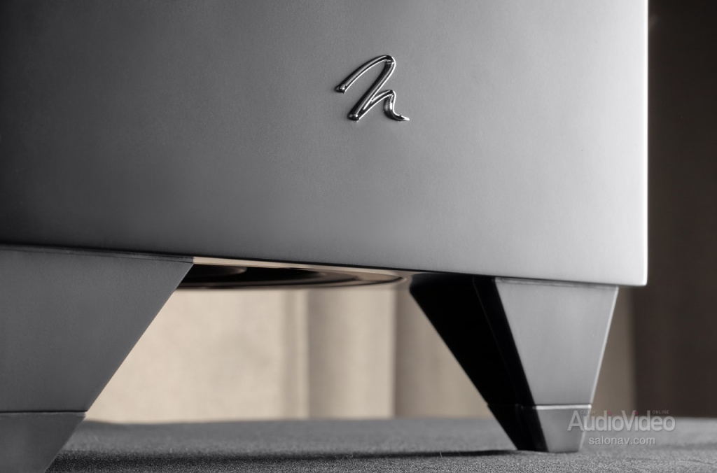 MartinLogan_Dynamo_800Х_03.jpg