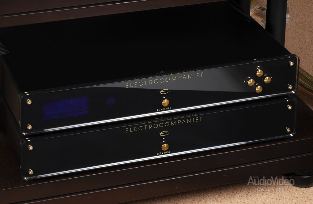 Electrocompaniet_AW800M_82.jpg