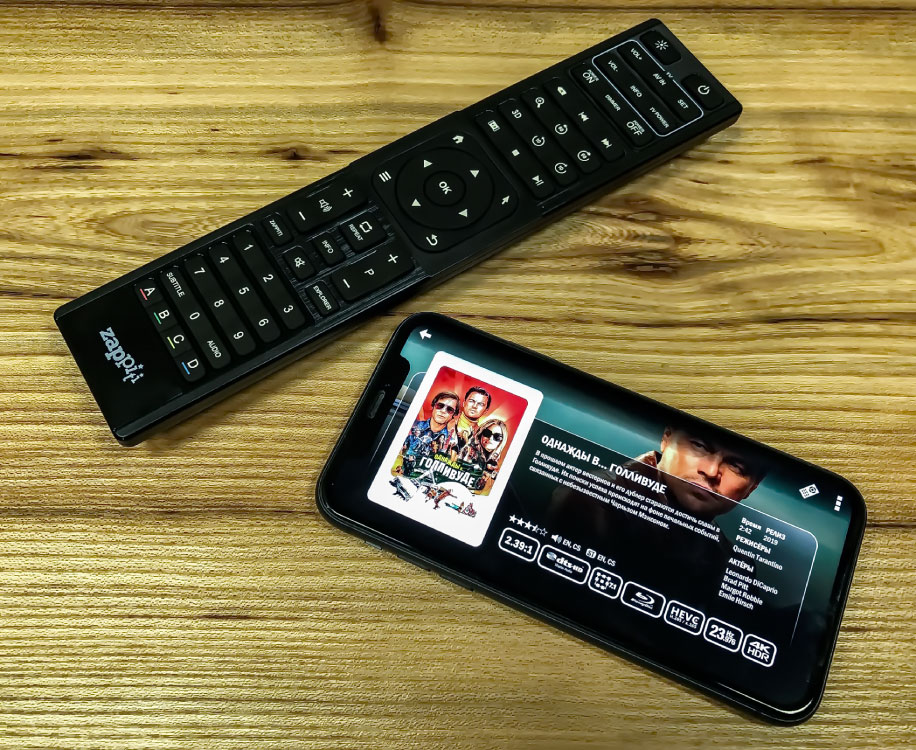 3_iphone_remote.jpg 3_iphone_remote.jpg