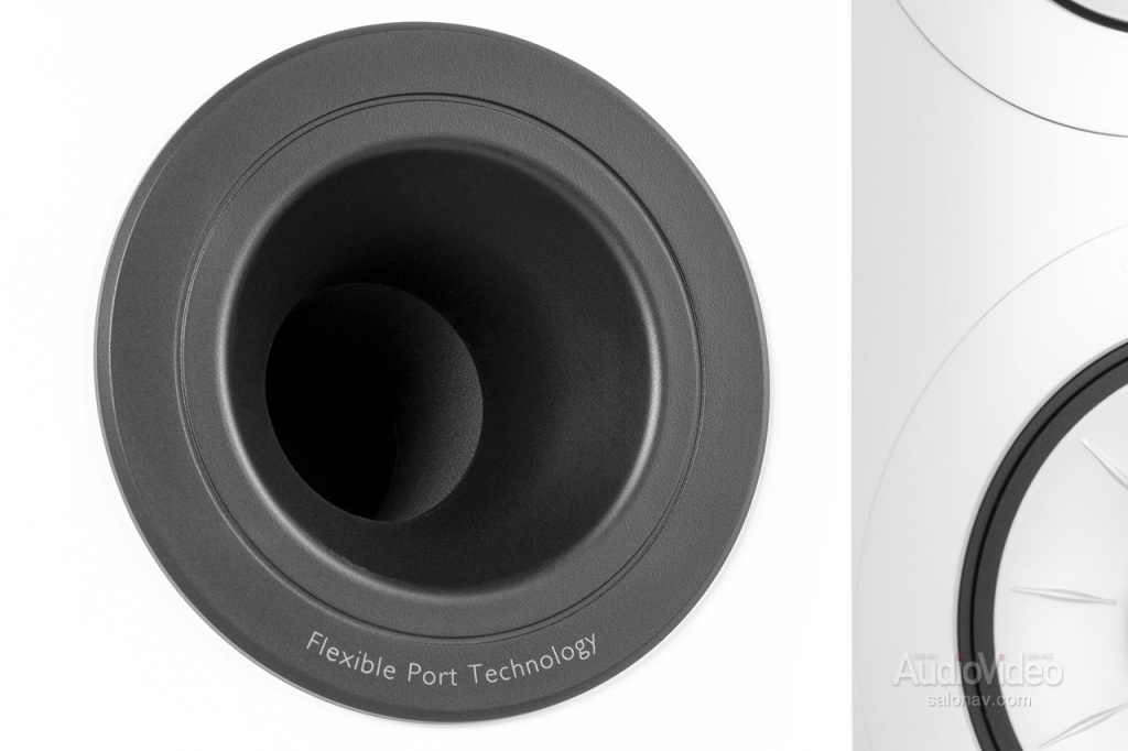 KEF_R5_Meta_73.jpg